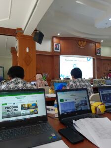 Admin Kalurahan Sindumartani Mengikuti Bimbingan Teknis Pilot Project Fitur SID V.2