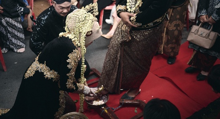 UPACARA PERKAWINAN