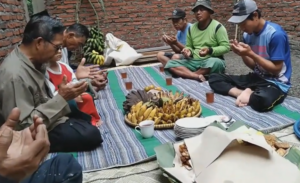 UPACARA BANGUN RUMAH