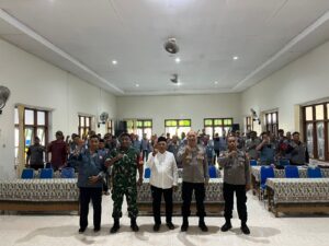 Pembinaan Jaga Warga Sindumartani dan Sosialisasi Pencegahan Narkoba